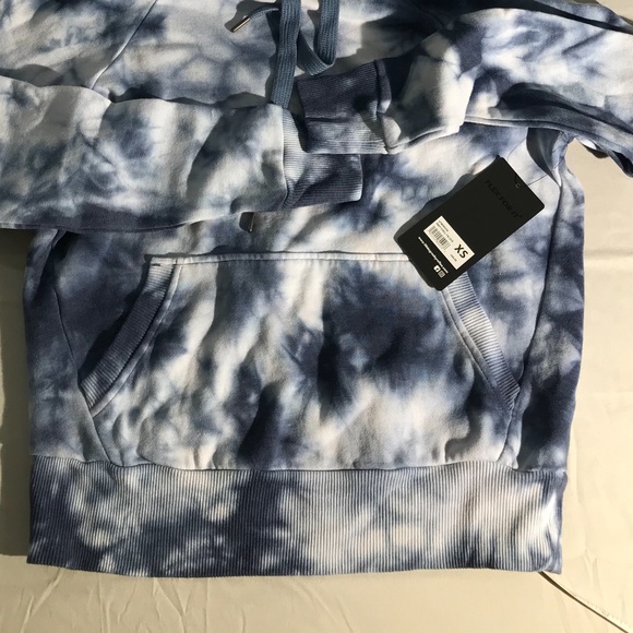 90 Degree Tie Dye Sweatshirt hooded with pockets - Picture 6 of 6